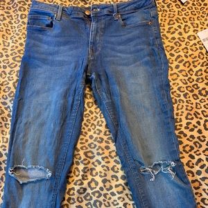 Size28 forever 21 skinny jeans